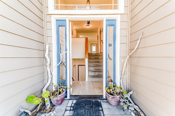 Crescent City Beach House image 3